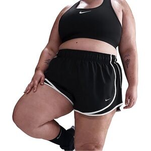 Nike Women’s Tempo Dri-FIT Mid Rise Plus Size Running Shorts (3”) • 3X • NIKE